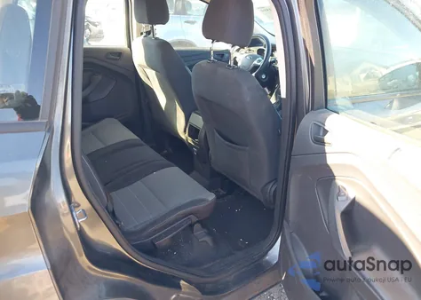 2016 Ford Escape S from USA, damaged, VIN 1FMCU0F71GUA42844